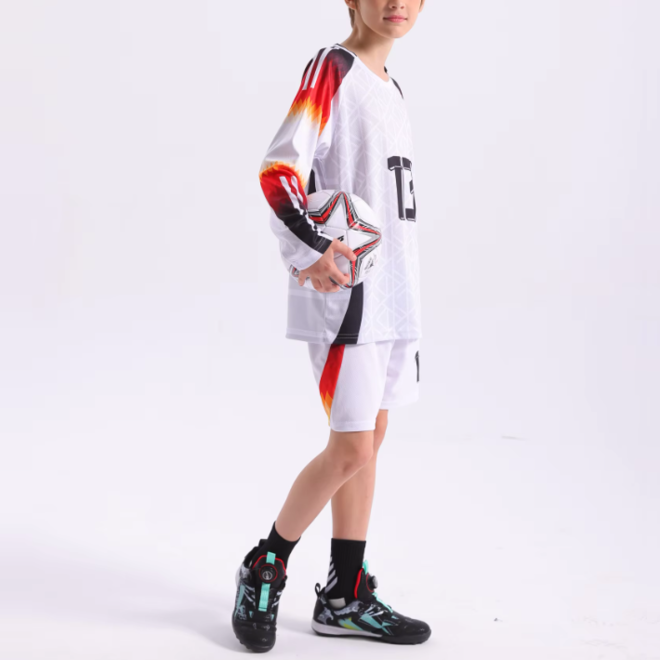 Kids Breathable Polyester Football Jersey Set