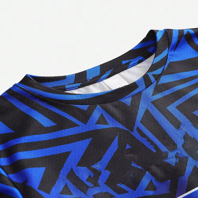Lightweight Polyester Fabric Football Jersey Set